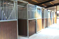 stables Buryhill livery