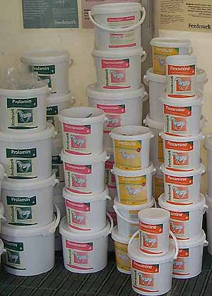 horse feed supplements bucks